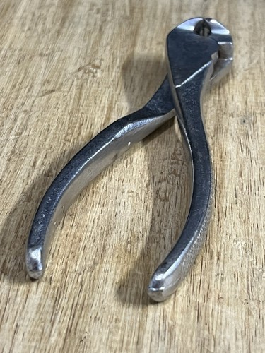 Ancienne pince coupante - ancienne, en